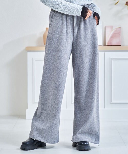 MISCH MASCH(ミッシュマッシュ)の「ZOZO限定 ふわふわカットパンツ(その他パンツ・レディース・アイボリー/グレー・フリ-)」の2枚目の写真