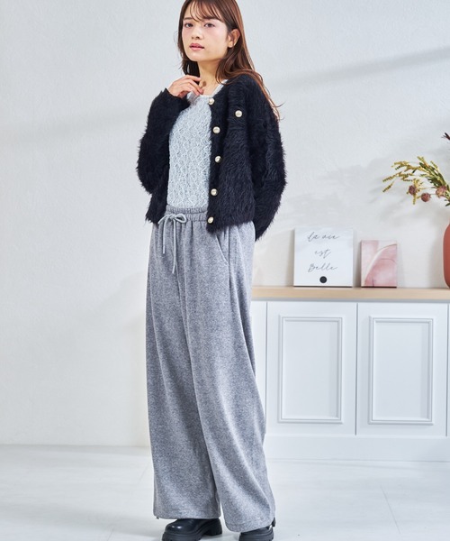 MISCH MASCH(ミッシュマッシュ)の「ZOZO限定 ふわふわカットパンツ(その他パンツ・レディース・アイボリー/グレー・フリ-)」の5枚目の写真