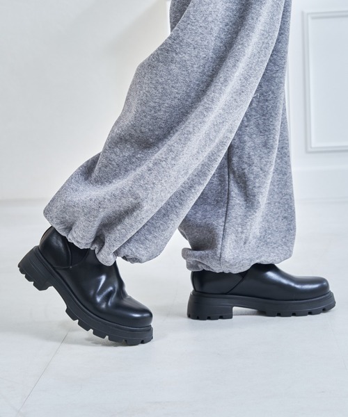 MISCH MASCH(ミッシュマッシュ)の「ZOZO限定 ふわふわカットパンツ(その他パンツ・レディース・アイボリー/グレー・フリ-)」の20枚目の写真