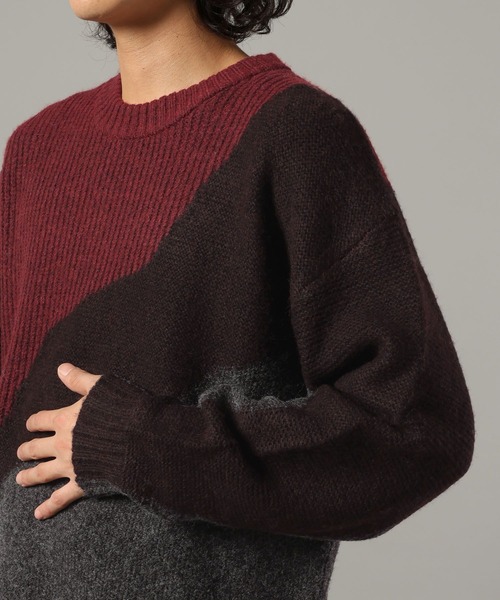 RAGEBLUE(レイジブルー)の「TEXTURE BLOCK DESIGN KNIT / 編み地切り替えデザインニット(ニット/セーター・メンズ・グレー/レッド/ブラウン/ブラック・LARGE/MEDIUM/SMALL)」の9枚目の写真