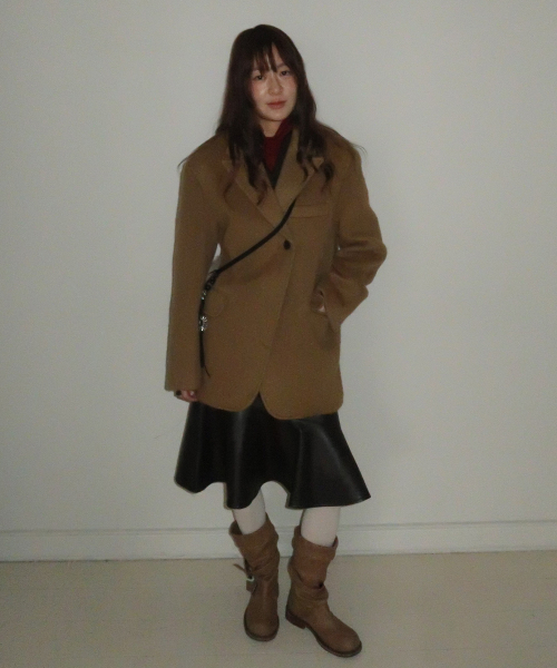 Majournee(マジョネ)の「OFFSET DETAIL LEATHER SKIRT_DARK BROWN(スカート・レディース・その他・MEDIUM/SMALL)」の7枚目の写真
