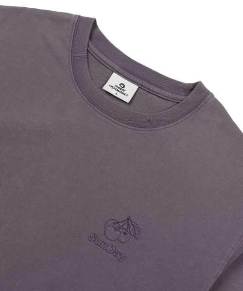 SUNDAY FRUIT MARKET(サンデーフルーツマーケット)の「CHERRY WASHED LS TEE PURPLE(Tシャツ/カットソー・メンズ・その他・MEDIUM/LARGE)」の3枚目の写真