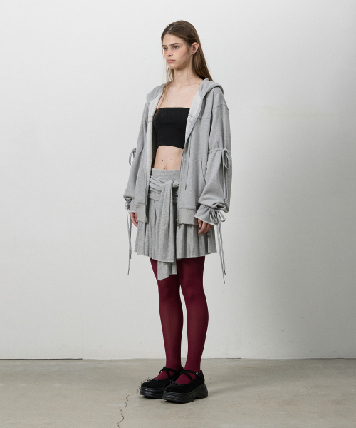 THREE TO EIGHTY（スリートゥエイティー）の「RIBBON DRAWSTRING HOODIE M.GREY（パーカー・レディース・その他・FREE）」の5枚目の写真
