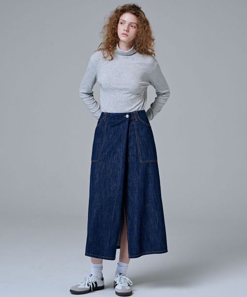 MALOUPE(マロップ)の「5109 テクスチャーロールネックTシャツ (グレー)(Tシャツ/カットソー・レディース・グレー・FREE)」の4枚目の写真