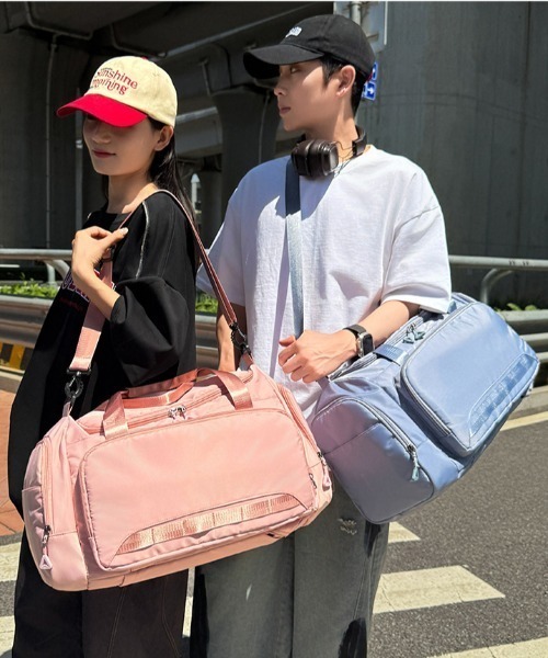 pyornim(ピョルニム)の「【大容量】【3WAY】ナイロンボストン トラベルバッグ リュック ショルダー ジムバッグ(ボストンバッグ・レディース・ダークグレー/ピンク/グレー/ブルー/アイボリー/ブラック・F)」の18枚目の写真