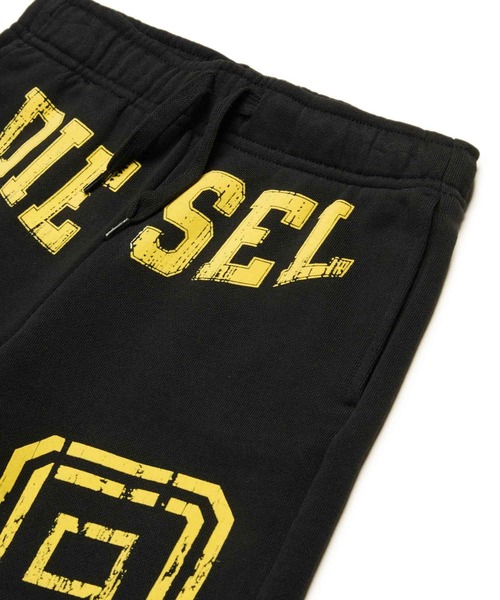 DIESEL KIDS(ディーゼルキッズ)の「DIESEL(ディーゼル)Kids & Junior ブランドロゴショートパンツ(その他パンツ・キッズ・ブラック/ベージュ・12Y/10Y/8Y/4Y/16Y/14Y/6Y)」の11枚目の写真