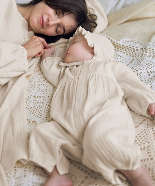 Rosemadame（ローズマダム）の「【親子でお揃い】Ｗガーゼベビー退院着/コットン100％/ベビーギフト（ベビーギフト・キッズ・モカ/アイボリー/オレンジ・FREE）」の2枚目の写真