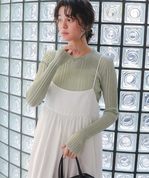 titivate（ティティベイト）の「クルーネックランダムリブシアーニット（ニット/セーター・レディース・ライトピンク/ブラック/オフホワイト/ライトイエロー/レッド/ライトグリーン・S/L/M）」の3枚目の写真