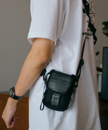 RUBBER KILLER（ラバーキラー）の「Terry Mini Camera Pouch &amp; Crossbody Bag [Black]（メッセンジャーバッグ）」