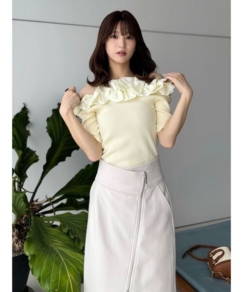 MERCURYDUO（マーキュリーデュオ）の「2WAY異素材ランダムラッフルニット（ニット/セーター・レディース・チャコールグレー/フレッシュイエロー/その他1/ネイビー・FREE）」の13枚目の写真