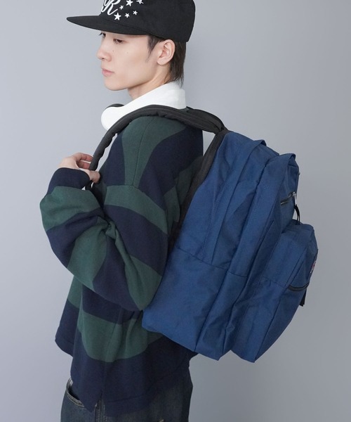 SPINNS（スピンズ）の「【JANSPORT/ジャンスポーツ】ビッグスチューデント(BIG STUDENT)バックパック/34L/大容量（バックパック/リュック・メンズ・レッド/ネイビー/B・ONESIZE）」の14枚目の写真
