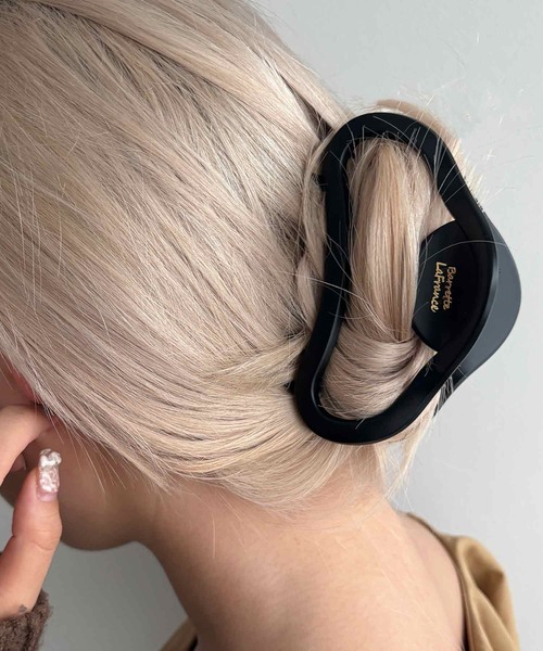 kutir(クティール)の「kutirlune/ラウンドヘアクリップ(バレッタ/ヘアクリップ・レディース・ブラック/ボルドー/ピンク・FREE)」の4枚目の写真