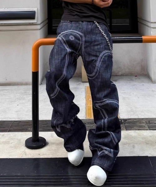 FreeZone(フリーゾーン)の「立体ステッチ ワイドY2Kデニム(デニムパンツ・メンズ・ブルー・S/M/L)」の2枚目の写真