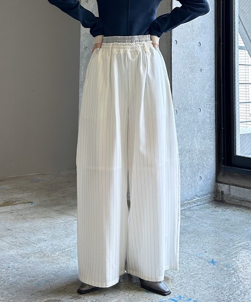 PAGEBOY(ページボーイ)の「ダブルウエストイージーパンツ(スラックス・レディース・ブラック/グレー/オフホワイト・FREE)」の9枚目の写真