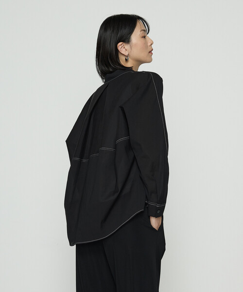 Gabardine K.T(ギャバジンケーティー)の「〔 +サイズ 〕 ドライオーガンジー ステッチワークドルマンシャツ(シャツ/ブラウス・レディース・オフホワイト/グレー/ブラック・13号)」の19枚目の写真