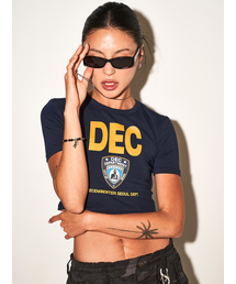 DECEMBER TEN（ディセンバーテン）の「ポリスディティピショートスリーブクロップTシャツネイビー（Tシャツ/カットソー）」