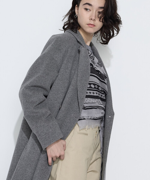 K.T KIYOKO TAKASE（キヨコタカセ）の「リサイクルアンゴラウール ロングチェスターコート（チェスターコート・レディース・チャコール/ブラック・7号/9号）」の20枚目の写真