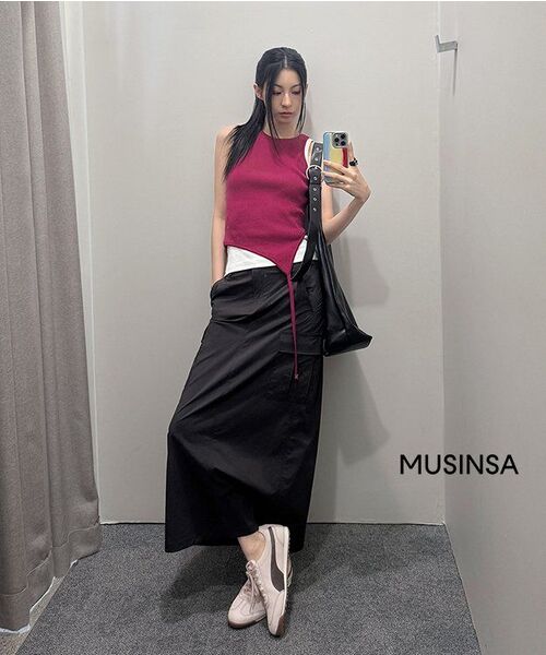 MUSINSA STANDARD WOMAN（ムシンサスタンダードウーマン）の「ウィメンズカーゴマキシスカート[ガンメタル]（スカート・レディース・その他・LARGE/MEDIUM/SMALL/X-SMALL）」の12枚目の写真