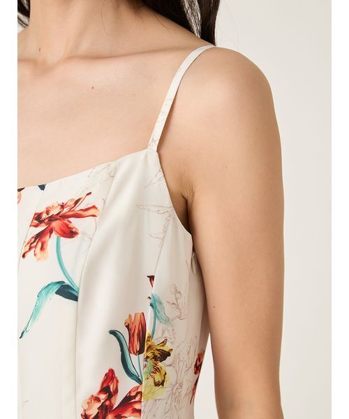 FRAY I.D（フレイアイディー）の「【00サイズあり】ボタニカルアシメパターンキャミワンピース（ワンピース・レディース・ホワイト/イエロー/ネイビー・0/1/00）」の14枚目の写真