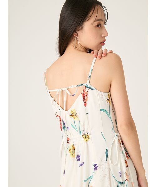 FRAY I.D（フレイアイディー）の「【00サイズあり】ボタニカルアシメパターンキャミワンピース（ワンピース・レディース・ホワイト/イエロー/ネイビー・0/1/00）」の17枚目の写真