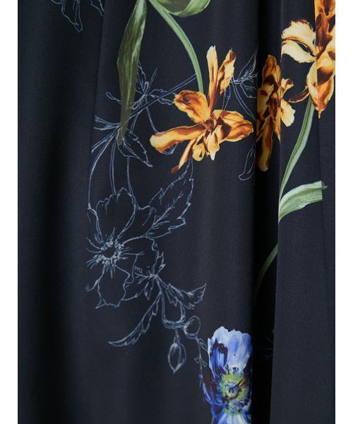 FRAY I.D（フレイアイディー）の「【00サイズあり】ボタニカルアシメパターンキャミワンピース（ワンピース・レディース・ホワイト/イエロー/ネイビー・0/1/00）」の22枚目の写真