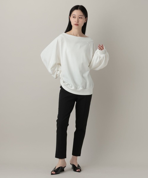 A part by（アパートバイ）の「オフショルルーズスウェット（スウェット・レディース・オフホワイト/ベージュ/チャコールグレー・FREE）」の4枚目の写真