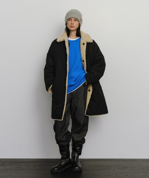 URAGO(ユラーゴ)の「Reversible shearing padded coat_Black(ダウンジャケット/コート・レディース・ブラック・FREE)」の2枚目の写真