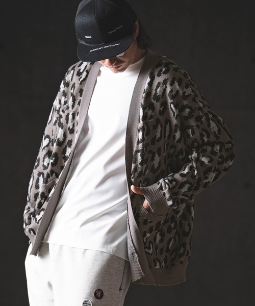GLIMCLAP（グリムクラップ）の「mcg3764-Leopard Jacquard Knit Cardigan ニットカーディガン(201-013-gls-cg)（カーディガン/ボレロ・メンズ・グレー/ラベンダー/ベージュ/グリーン・L/M/S）」の16枚目の写真