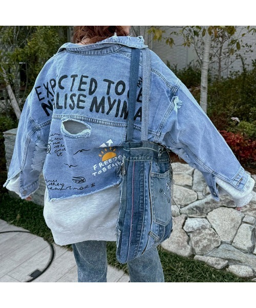 Flugge（フラッジー）の「ダメージpaintデニムジャケット（デニムジャケット・レディース・ブルー・FREE）」の8枚目の写真