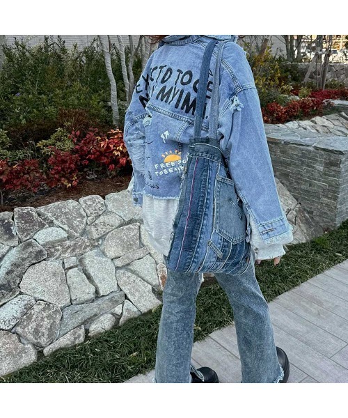 Flugge（フラッジー）の「ダメージpaintデニムジャケット（デニムジャケット・レディース・ブルー・FREE）」の9枚目の写真