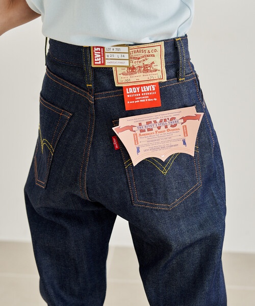 FREAK'S STORE(フリークスストア)の「LEVI'S/リーバイス LEVI'S 1950’S 701 JEANS VINTAGE CLOTHING 1950'S 701 JEANS ORGANIC RIGID(デニムパンツ・レディース・インディゴブルー・26/25/27)」の18枚目の写真