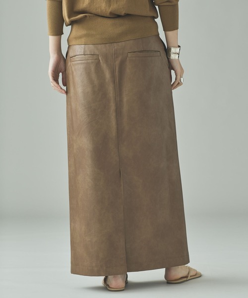 Curensology（カレンソロジー）の「Curensology(カレンソロジー)/ヴィンテージフェイクレザースカート（スカート・レディース・キャメル/ブラック・FREE）」の14枚目の写真