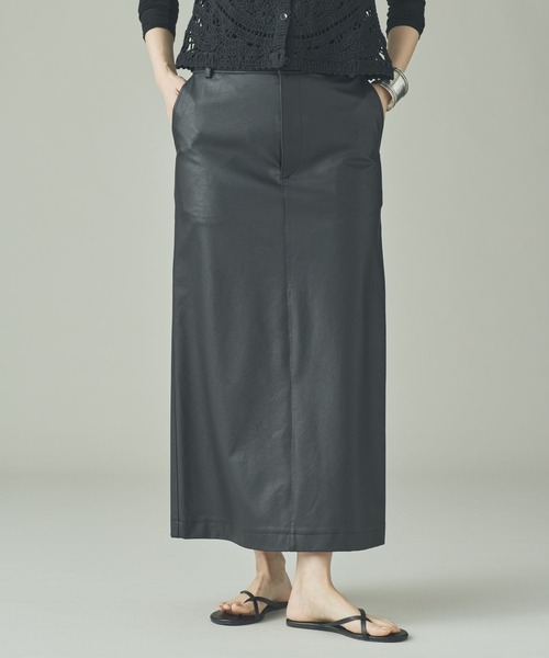 Curensology（カレンソロジー）の「Curensology(カレンソロジー)/ヴィンテージフェイクレザースカート（スカート・レディース・キャメル/ブラック・FREE）」の3枚目の写真