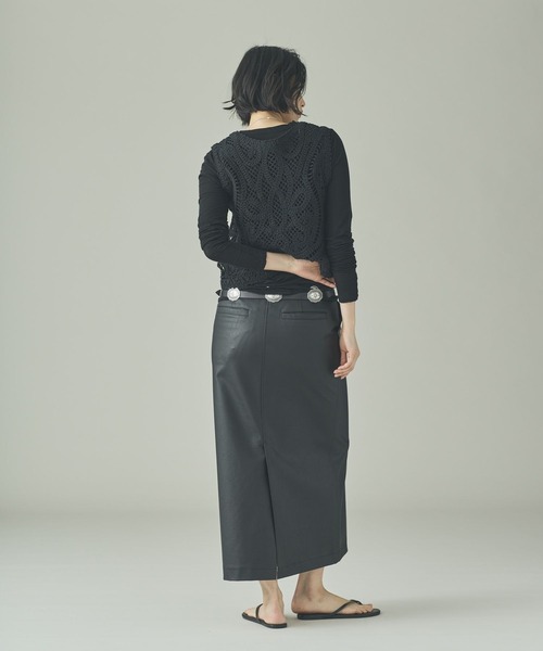 Curensology（カレンソロジー）の「Curensology(カレンソロジー)/ヴィンテージフェイクレザースカート（スカート・レディース・キャメル/ブラック・FREE）」の8枚目の写真