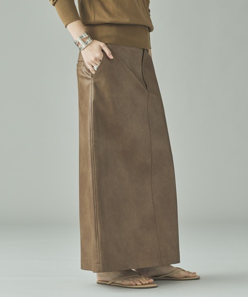 Curensology（カレンソロジー）の「Curensology(カレンソロジー)/ヴィンテージフェイクレザースカート（スカート・レディース・キャメル/ブラック・FREE）」の13枚目の写真