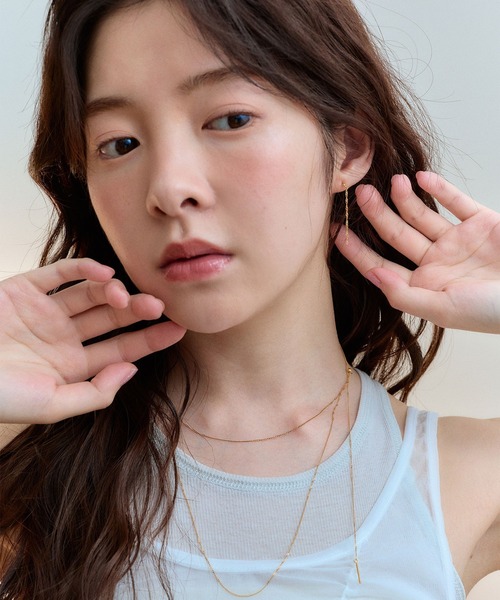 Jolie Toujours(ジョリトゥジュール)の「【金属アレルギー軽減】〈Silver925〉ツイストチェーンGPピアス(ピアス(両耳用)・レディース・ゴールド・FREE)」の5枚目の写真