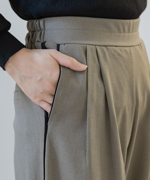 slattgir(スラットジール)の「高身長 パイピングデザインワイドパンツ(トールサイズ)Essenave(その他パンツ・レディース・ベージュ/ブラック・TM/TL/TLL/T3L)」の9枚目の写真