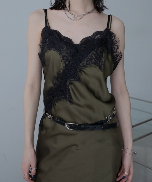 VACANCY（ヴァカンシー）の「コルセットライクレースキャミソール/カップ付きインナー（キャミソール・レディース・ホワイト/ブラック・MEDIUM）」の8枚目の写真