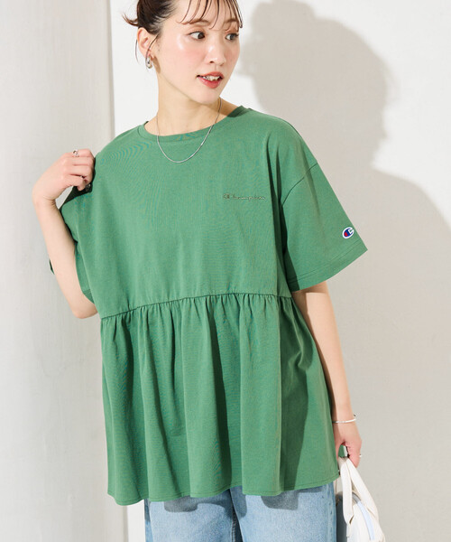 FREAK'S STORE(フリークスストア)の「限定展開 Champion × FREAK'S STORE/チャンピオン 別注 ギャザー切り替え チュニック(Tシャツ/カットソー・レディース・オフホワイト/ブラック/ライトグレー/グリーン/ネイビー・フリ-)」の4枚目の写真