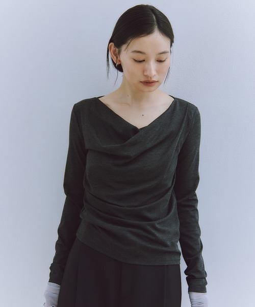 Obis&(オビスアンド)の「【2WAY】袖レイヤードオフショルトップス(Tシャツ/カットソー・レディース・アイボリー/チャコール・FREE)」の22枚目の写真