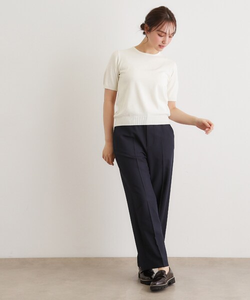 LAURA ASHLEY(ローラアシュレイ)の「【洗える/5分袖/同素材アイテムあり】ソフトタッチ プルオーバーニット(ニット/セーター・レディース・オフホワイト/サックスブルー・38/40)」の4枚目の写真