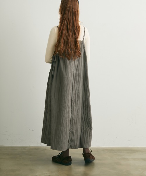 Crisp（クリスプ）の「サイドリボンステッチキャミワンピース（ワンピース・レディース・グレー/アイボリー・FREE）」の8枚目の写真