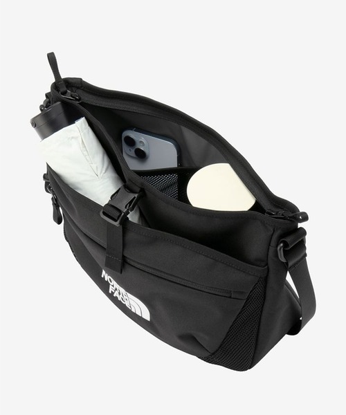THE NORTH FACE(ザノースフェイス)の「THE NORTH FACE/ザ・ノース・フェイス ショルダーバック LEAP SHOULDER NM72601(ショルダーバッグ・メンズ・ブラック/オフホワイト・FREE)」の13枚目の写真