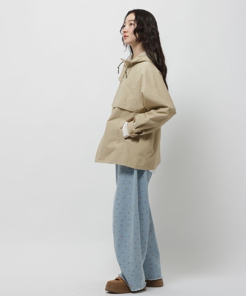 niko and...（ニコアンド）の「ヨーク付きマウンテンパーカ（マウンテンパーカー・レディース・ベージュ/ネイビー・FREE）」の7枚目の写真