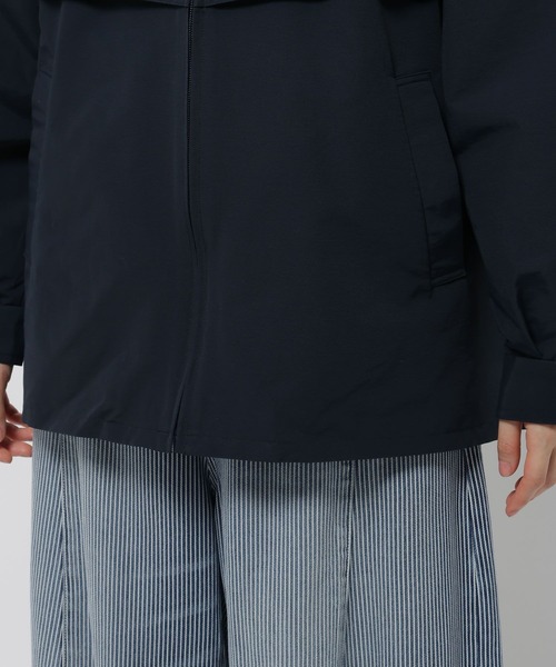 niko and...（ニコアンド）の「ヨーク付きマウンテンパーカ（マウンテンパーカー・レディース・ベージュ/ネイビー・FREE）」の21枚目の写真