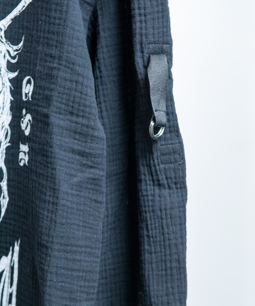 BACKSTAGE PASS（バックステージパス）の「DUALITY(デュアリティー)ロゴプリント オーバーサイズ ロンT（Tシャツ/カットソー・メンズ・ブラック/ホワイト・FREE）」の18枚目の写真