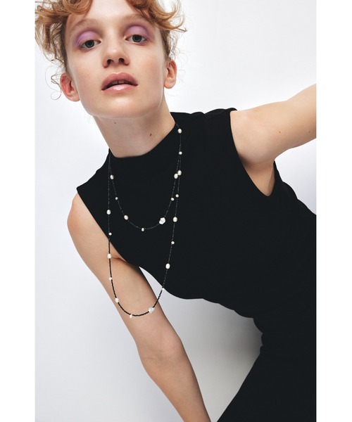 les bonbon（ルボンボン）の「【les bonbon】ancient pearl long necklace/エイシェント パール ロング ネックレス（ネックレス・レディース・ブラック・FREE）」の3枚目の写真