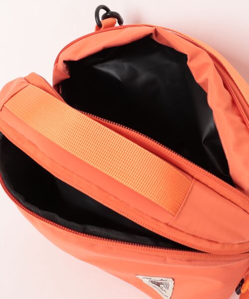 COBMASTER(コブマスター)の「【COBMASTER】COB-KOOLTHING SHOULDER BAG S(ショルダーバッグ・メンズ・ブラック/オレンジ/ネイビー/グレー・FREE)」の9枚目の写真