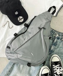wears（ウェアーズ）の「【A4収納可】ワンポイントクロスボディバッグ ワンショルダーバッグ ユニセックス（ボディバッグ/ウエストポーチ）」