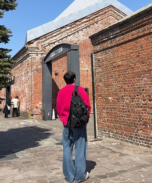 DNSR(ディーエヌエスアール)の「Multi Pocket Backpack(バックパック/リュック・メンズ・その他・OS)」の4枚目の写真
